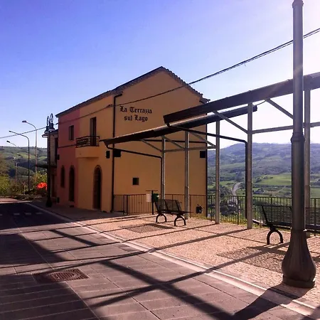 La Terrazza Sul Lago Πανσιόν Conza della Campania